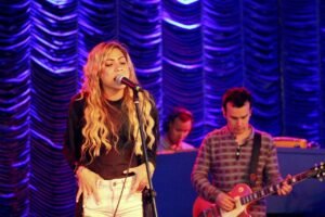 Lire la suite à propos de l’article Musique Internationale | Shakira : « Hips don’t lie » a 20 ans !