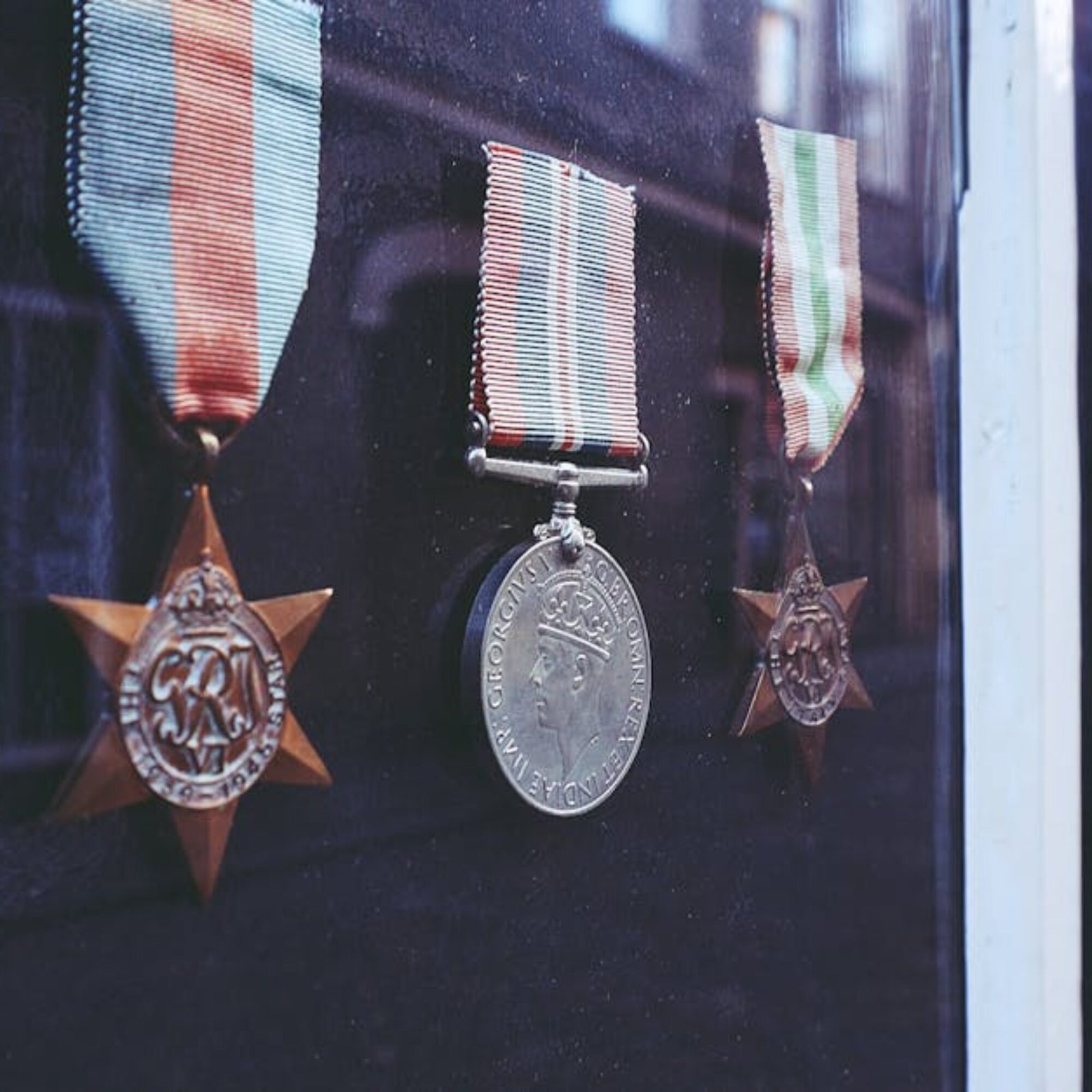 Tanzanie | Abdulrazak Gurnah, Prix Nobel de littérature : une voix de l’exil et de la mémoire postcoloniale